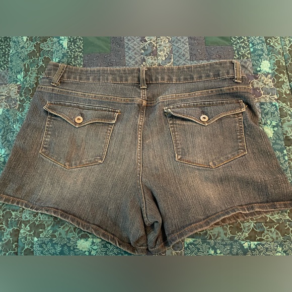 Faded Glory Denim Shorts Women's Size 14 - Picture 7 of 8